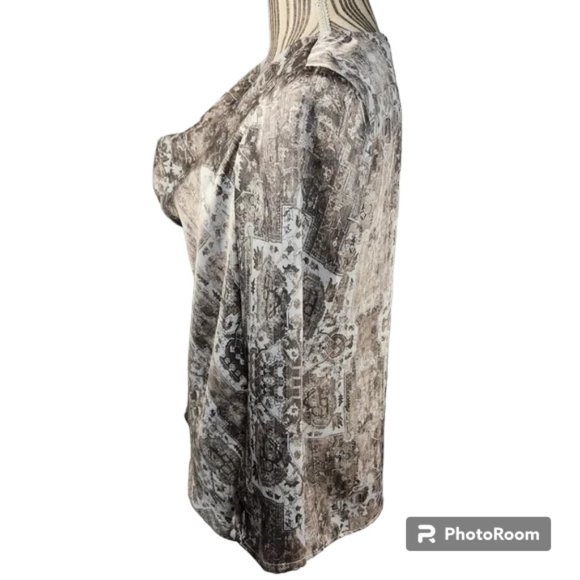 ecru NWOT Gold & White Print Drape Neck Top Size Medium - Picture 4 of 12